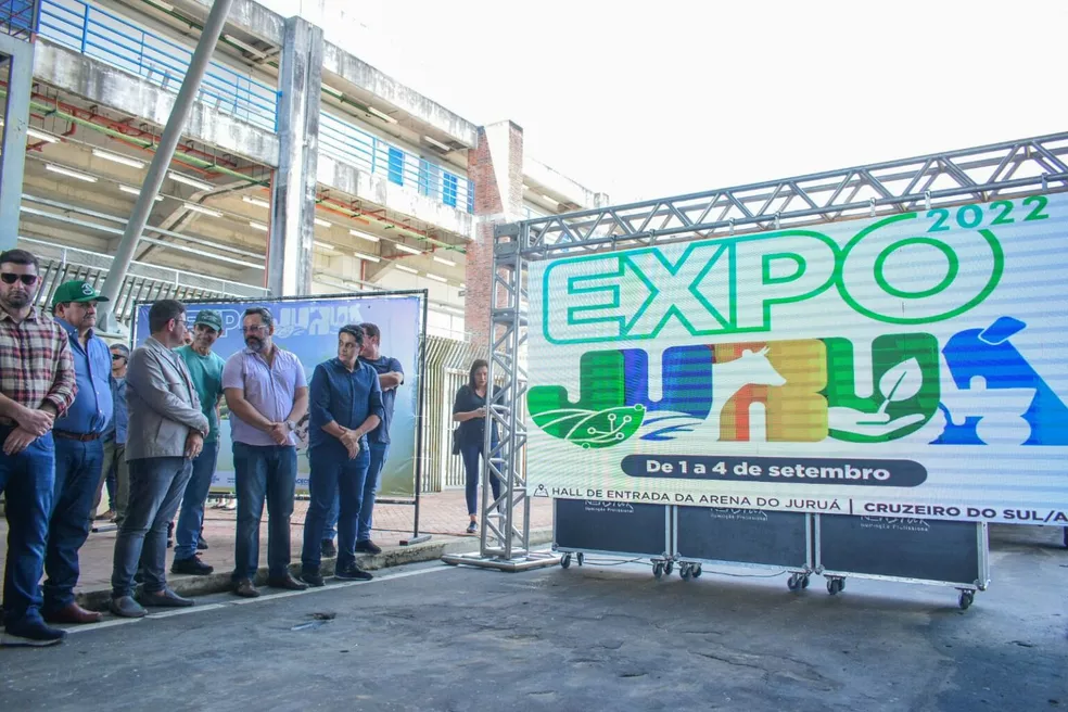 Corrida de Motocross é sucesso no último dia da Expoacre Juruá