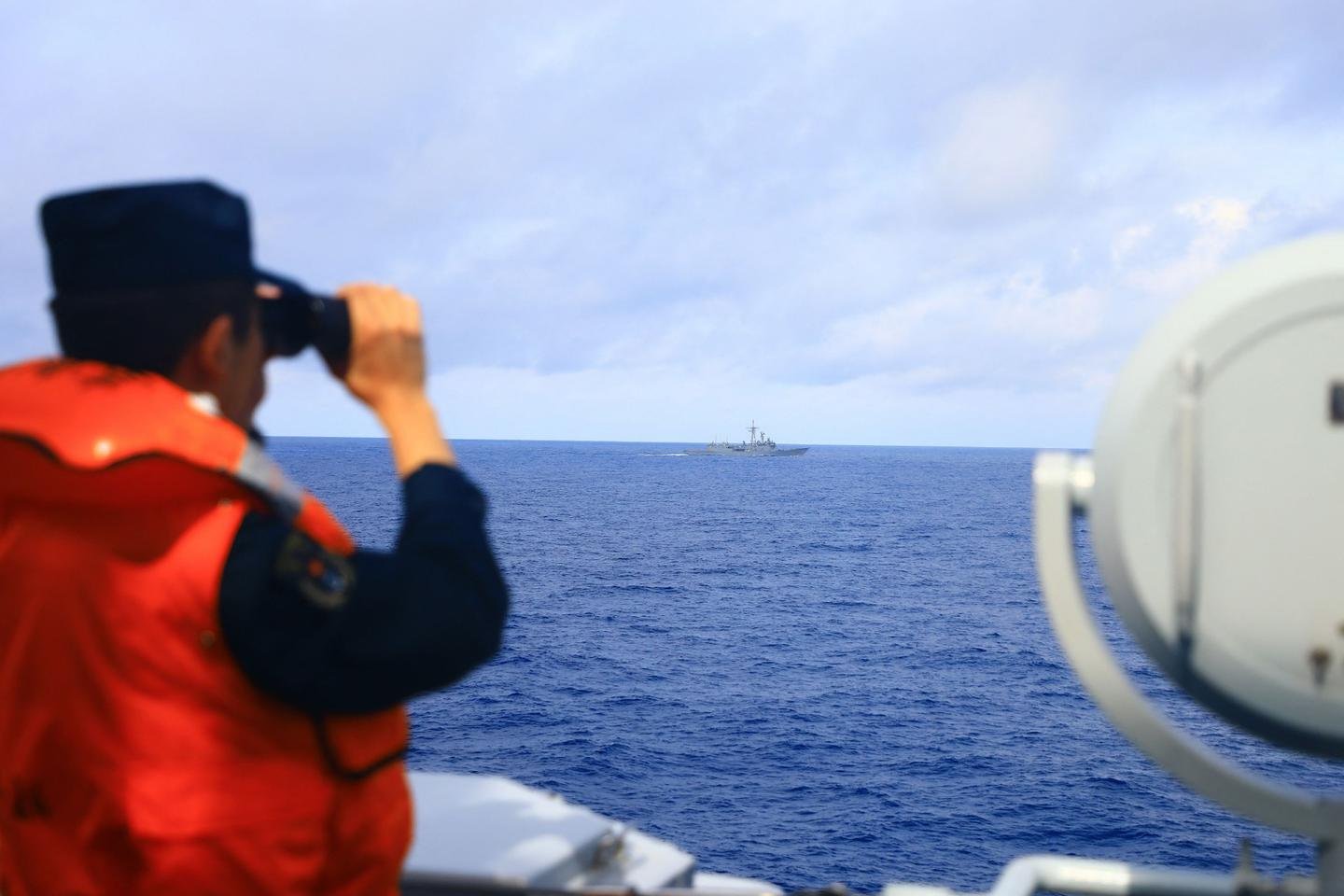 A China realizou manobras militares em torno de Taiwan, após um discurso do presidente da ilha apelando à “resistência à anexação chinesa”
