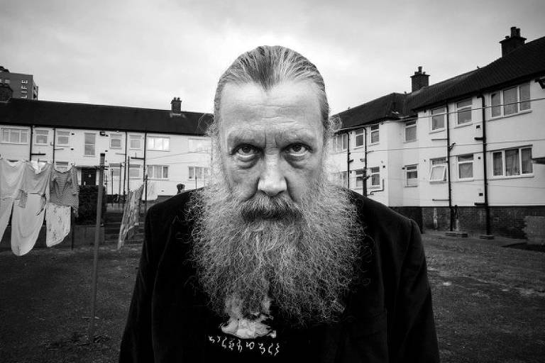 Alan Moore conta como recriou bairro de sua infância em saga sobrenatural - 19/10/2024 - Ilustríssima