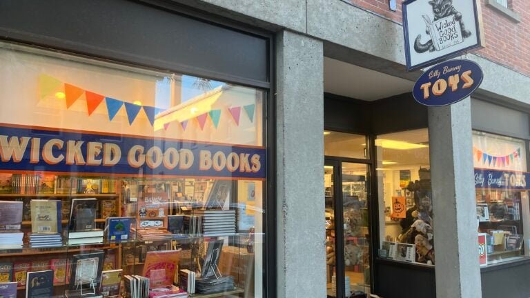 Here’s what it’s like to run a bookstore in Salem in October