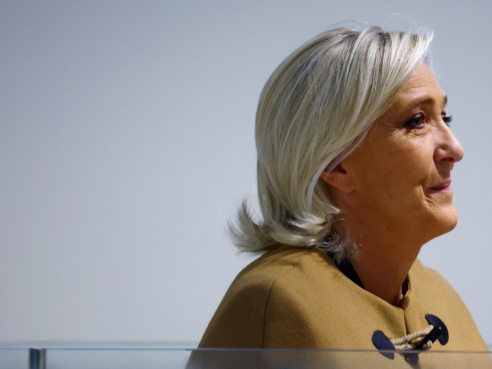 Marine Le Pen, da França, interrogada em tribunal em julgamento por peculato na UE | Notícias da União Europeia
