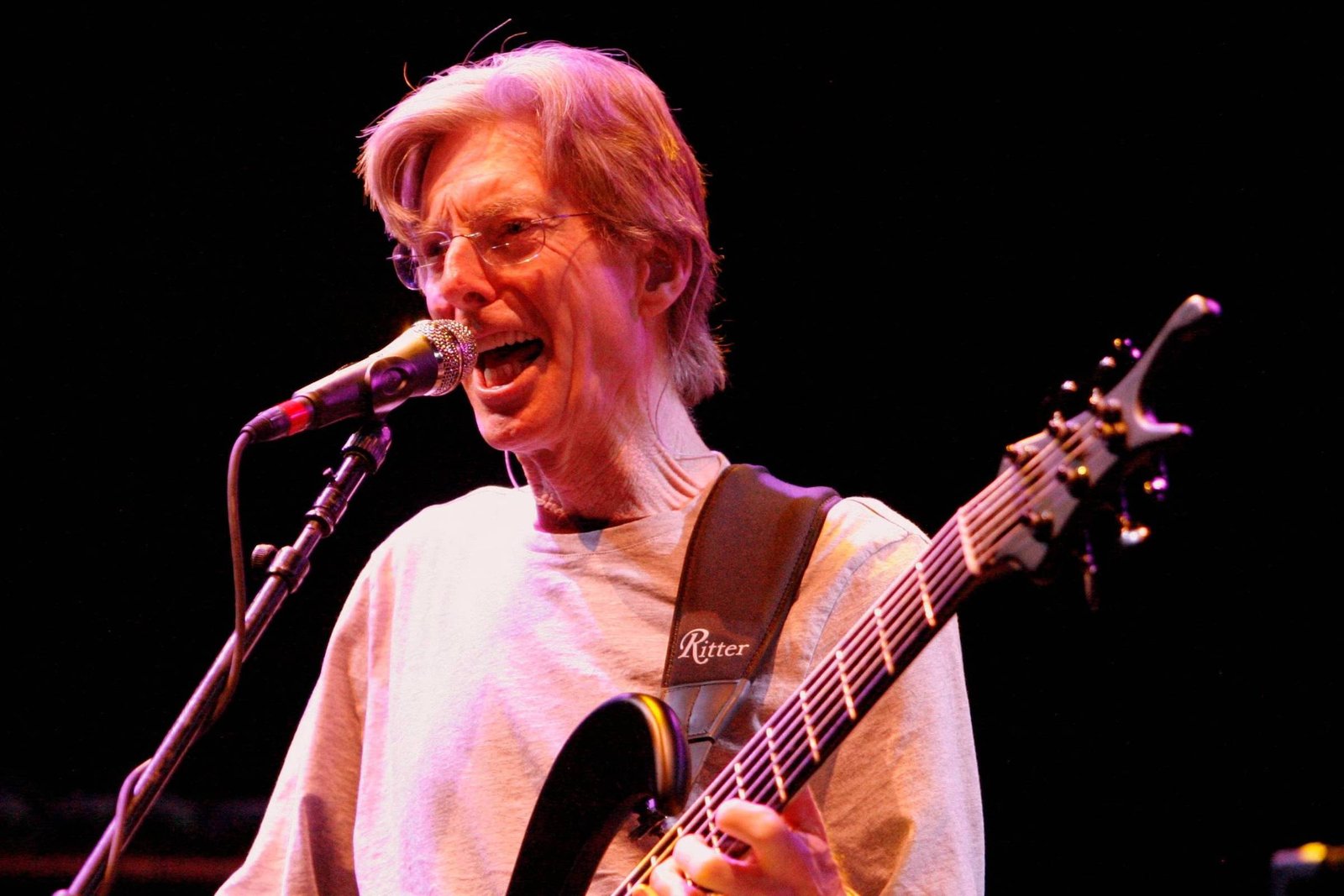 Morre Phil Lesh, ex-baixista do Grateful Dead, aos 84 anos - 25/10/2024 - Ilustrada