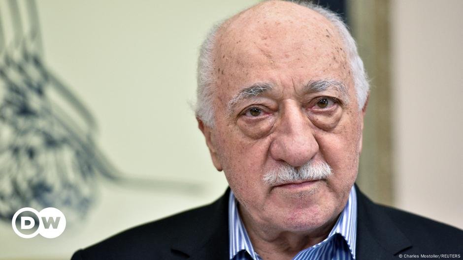 Pregador turco exilado Fethullah Gulen morre aos 83 anos – DW – 21/10/2024