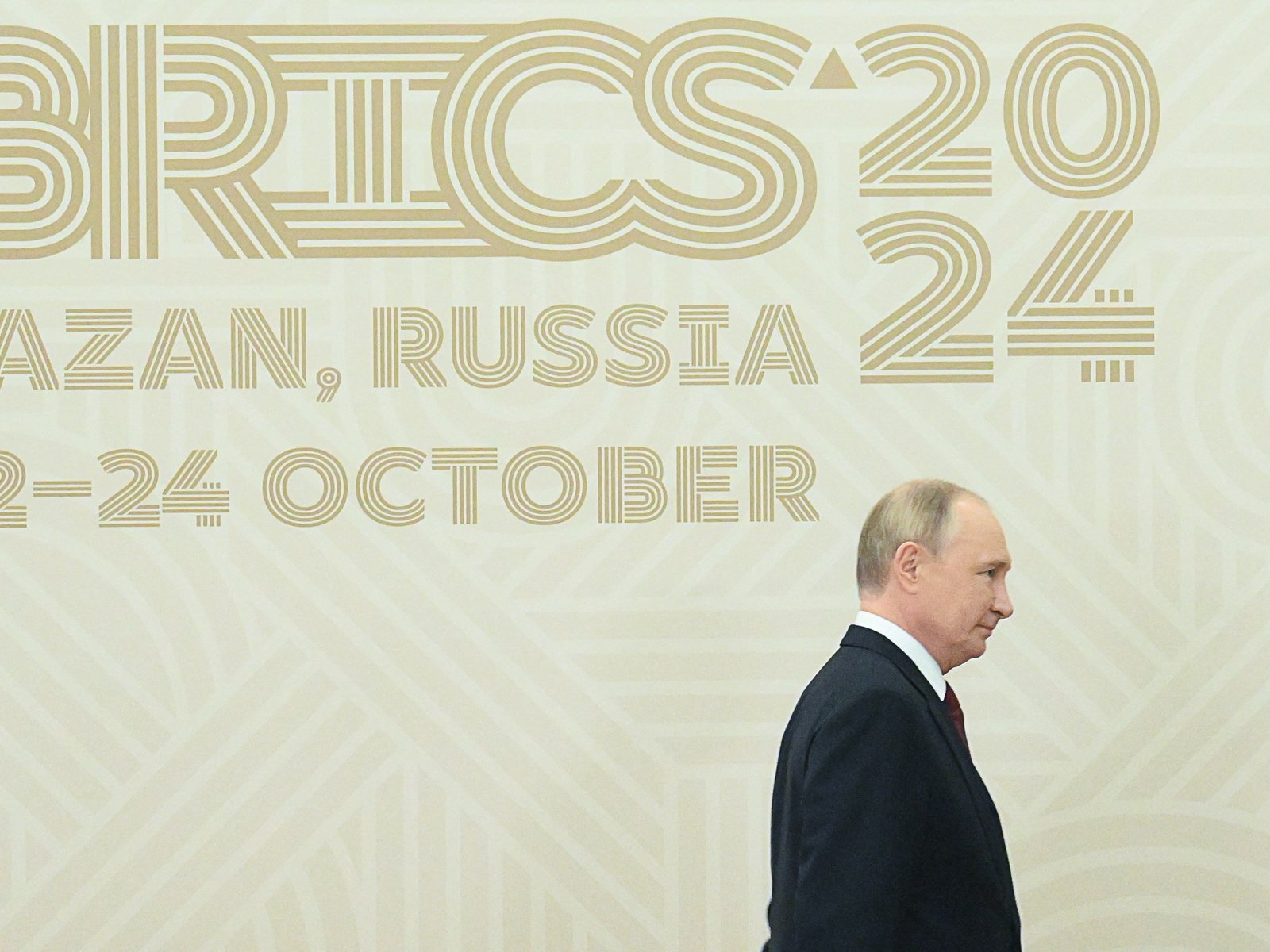 Putin da Rússia dá as boas-vindas a líderes mundiais para cúpula de três dias do BRICS | Notícias de Vladimir Putin