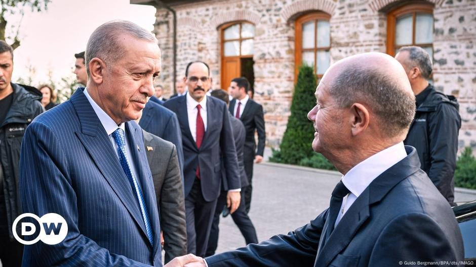 Scholz defende venda de armas à Turquia após negociações com Erdogan – DW – 19/10/2024