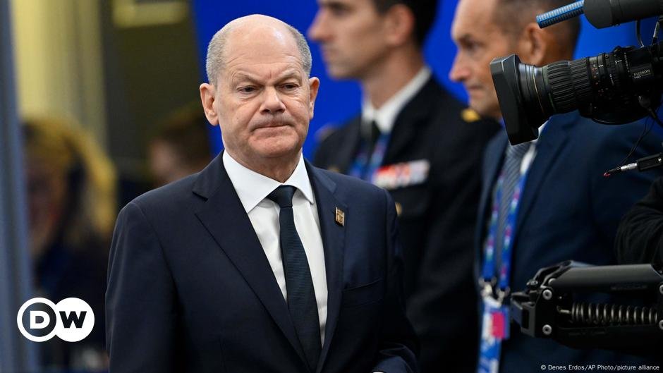 Chanceler alemão Olaf Scholz sob ataque – DW – 16/11/2024