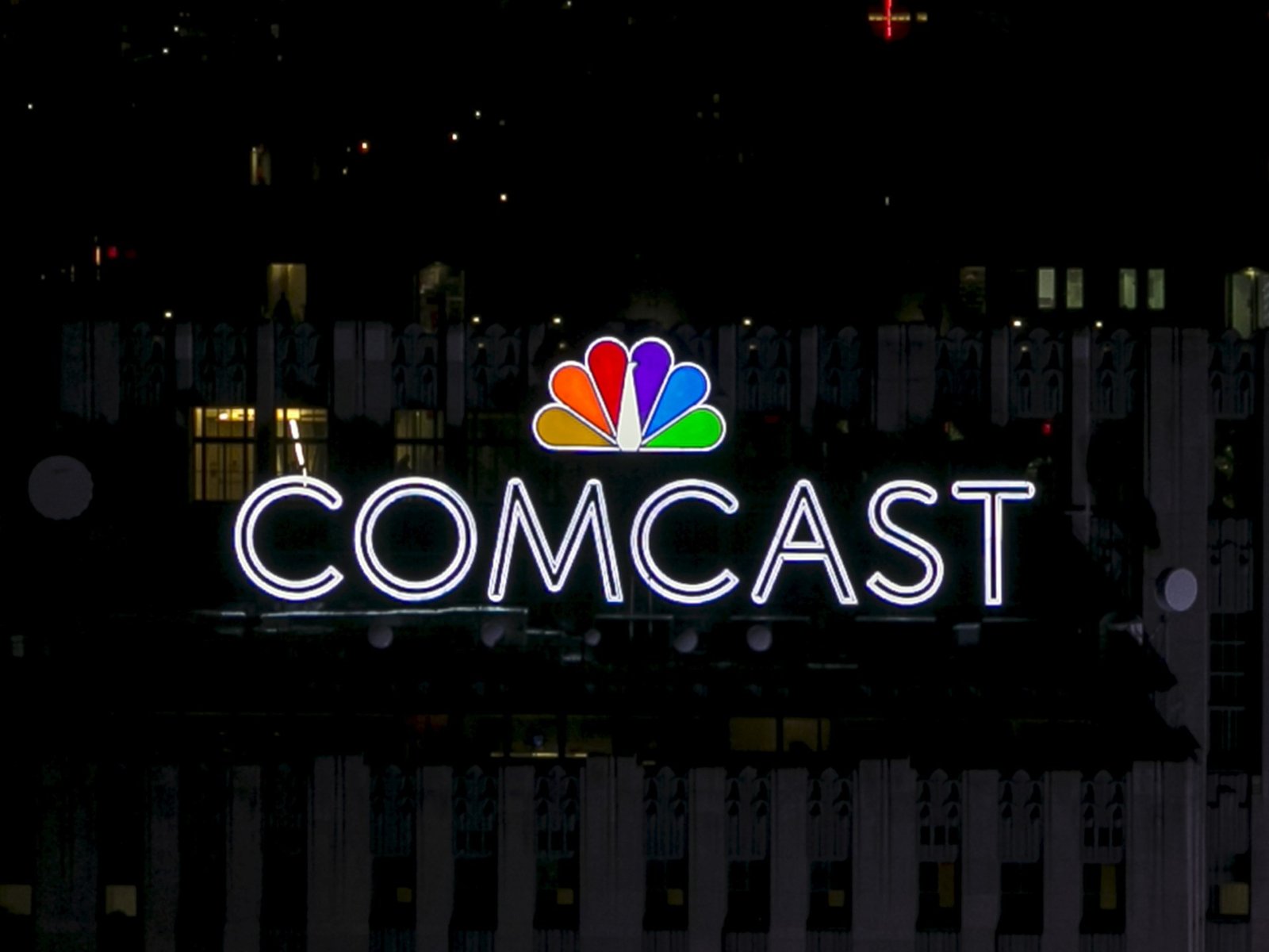 Comcast vai desmembrar redes de TV a cabo como 'streaming vencido' | Notícias de televisão