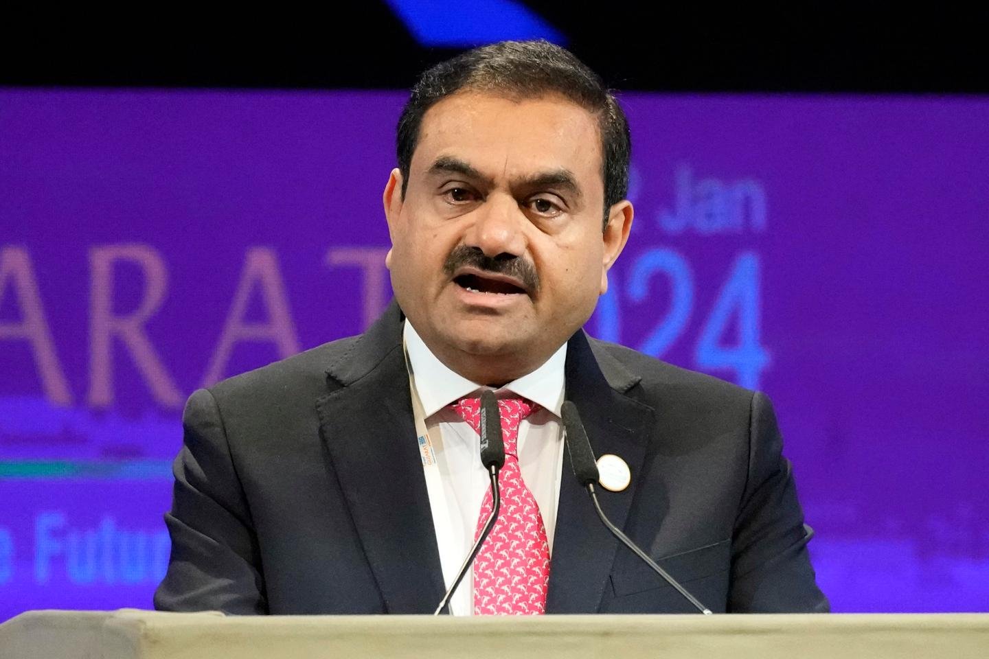 Magnata indiano Gautam Adani indiciado por corrupção pela justiça americana