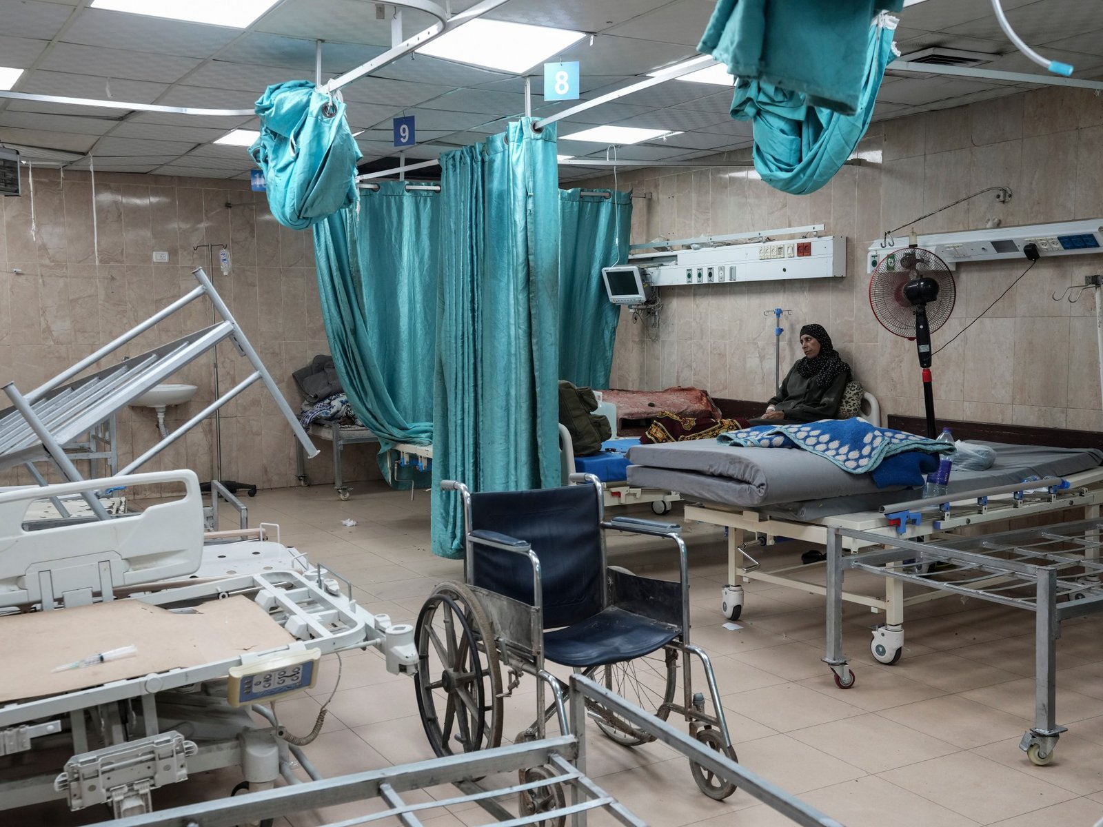 Mais de 30 mortos em ataques israelenses em Gaza enquanto hospital ataca novamente | Notícias do conflito Israel-Palestina
