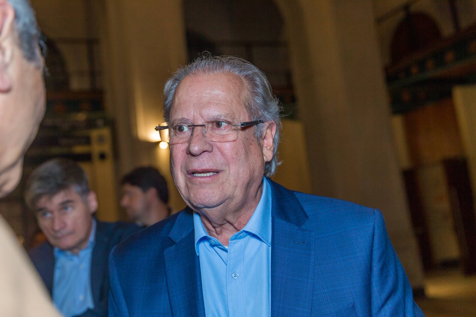 PGR recorre contra anulação de sentenças de Dirceu no STF - 05/11/2024 - Poder