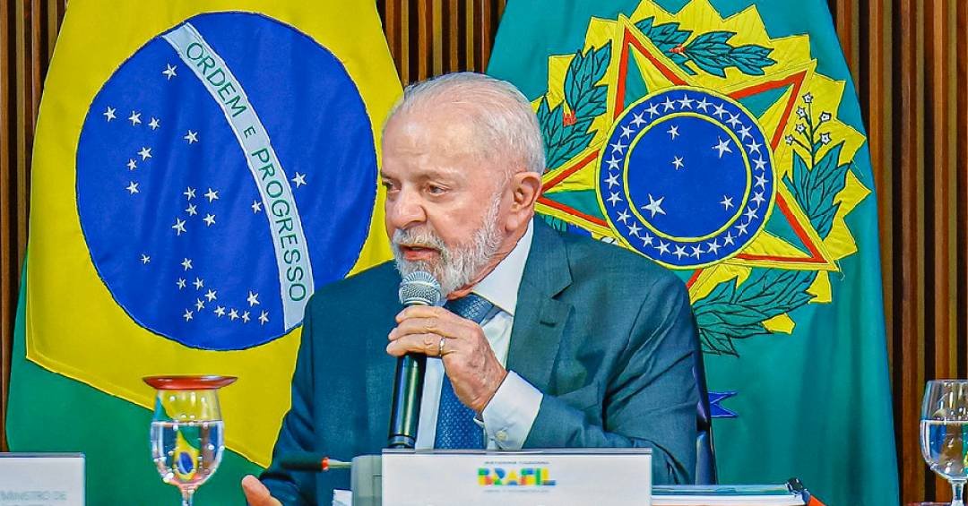 Reunião com Lula sobre corte de gastos é suspensa...