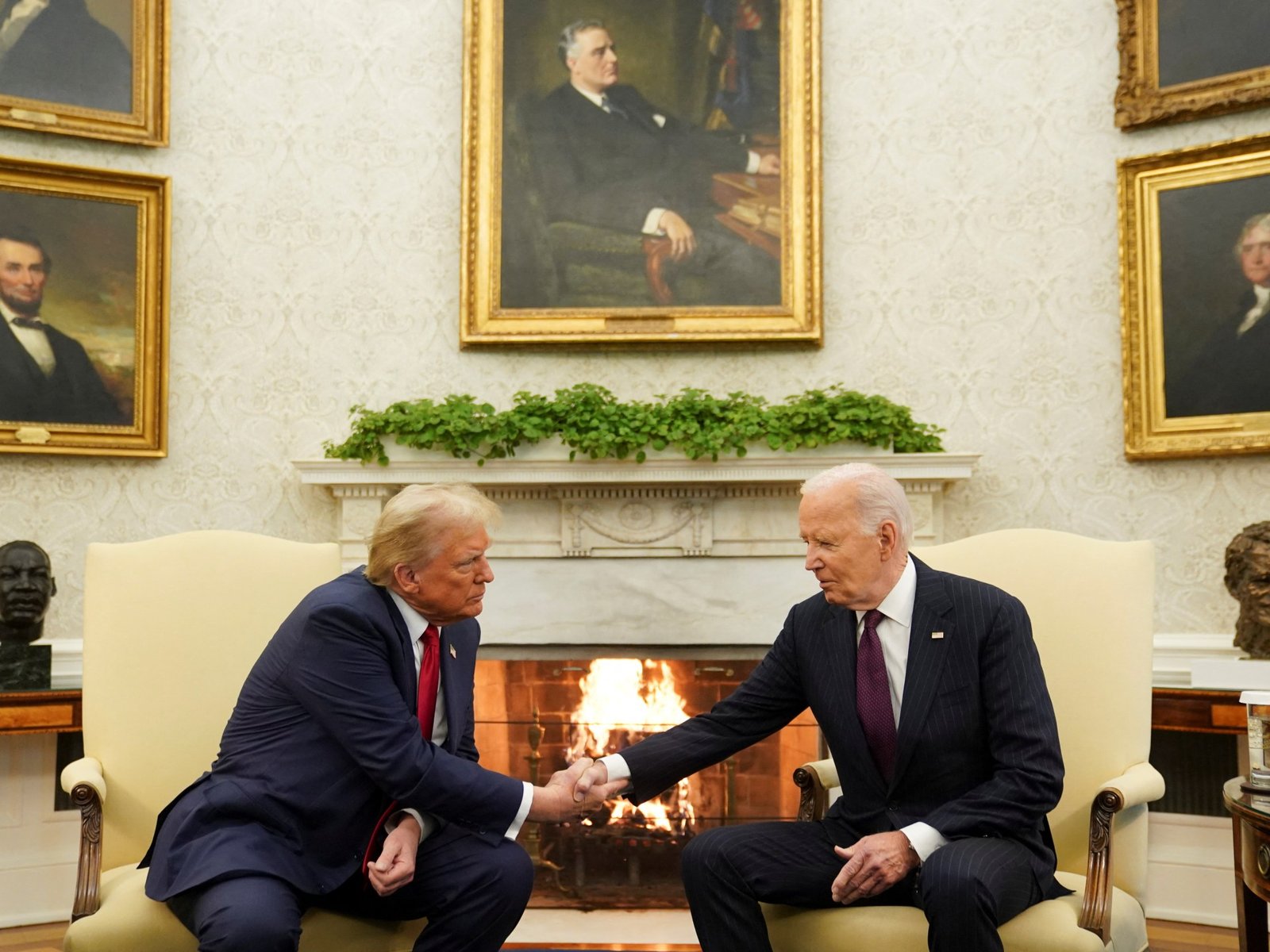 Trump encontra Biden na Casa Branca | Feed de notícias