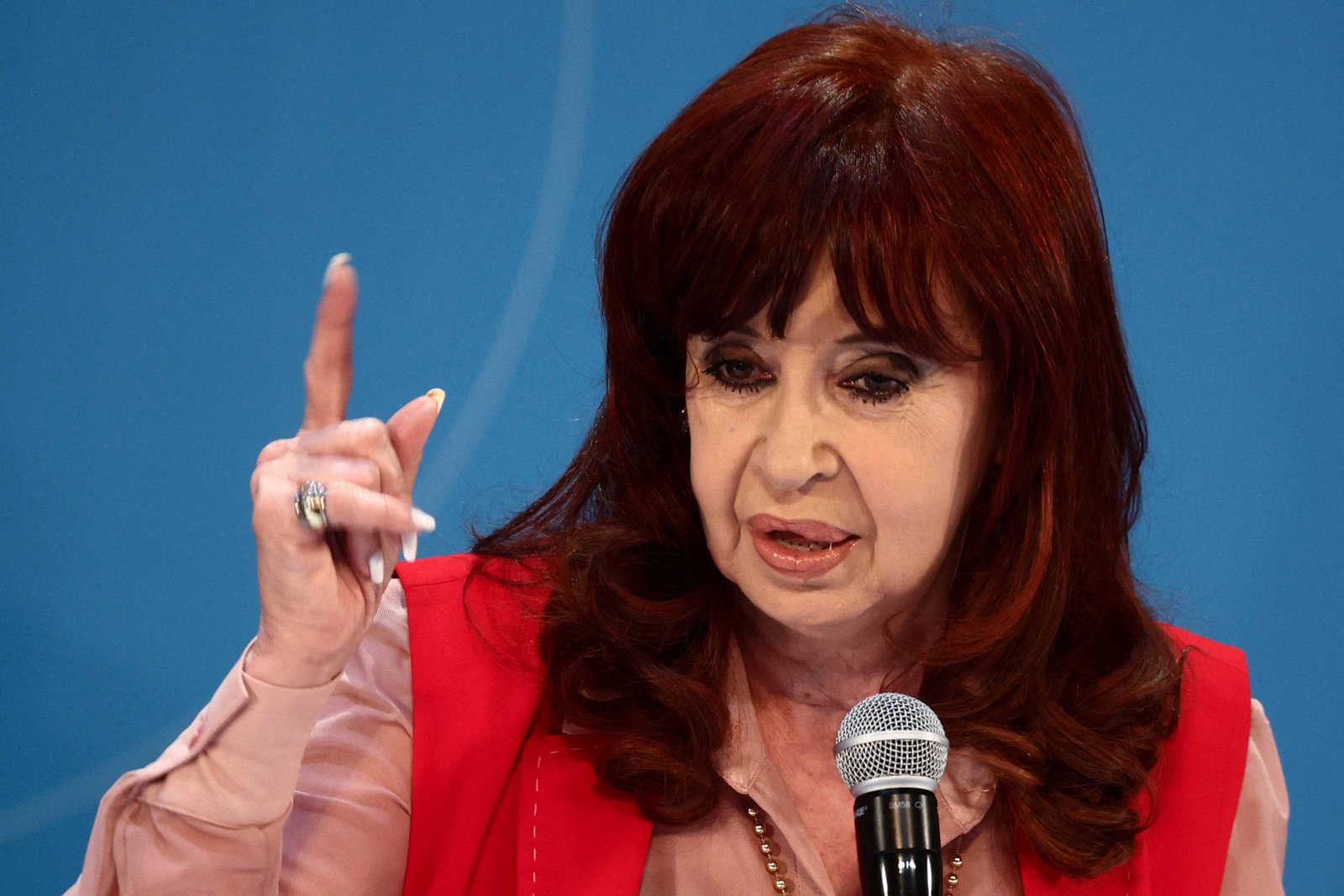 Kirchner: Argentina aceitou reformas de Milei por medo - 11/12/2024 - Mundo