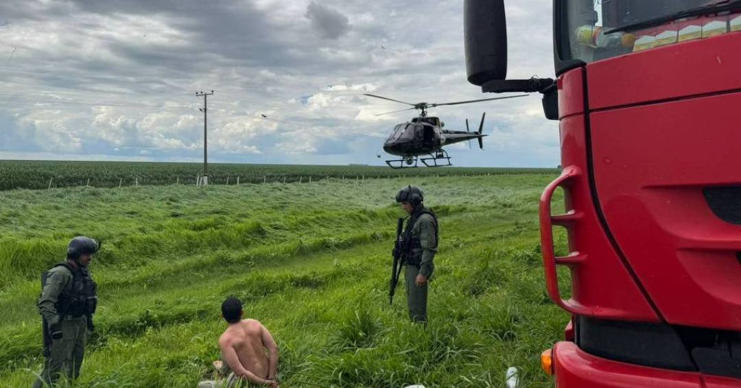 Polícia prende homem suspeito de planejar atentado...