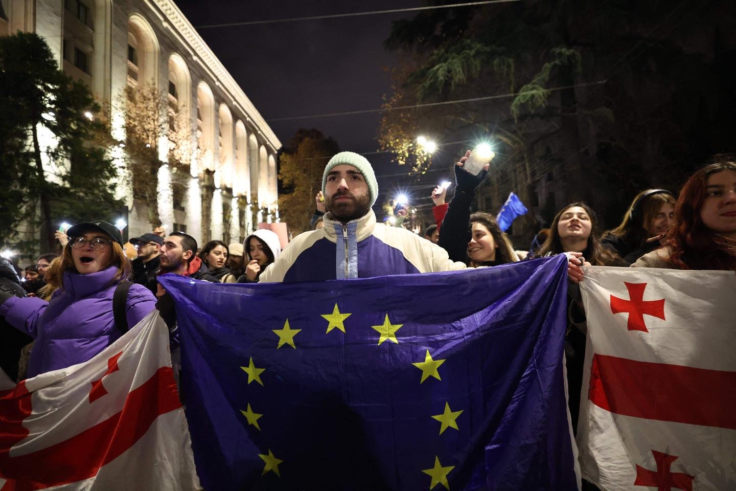 novas manifestações pró-europeias nas vésperas da eleição de um novo presidente