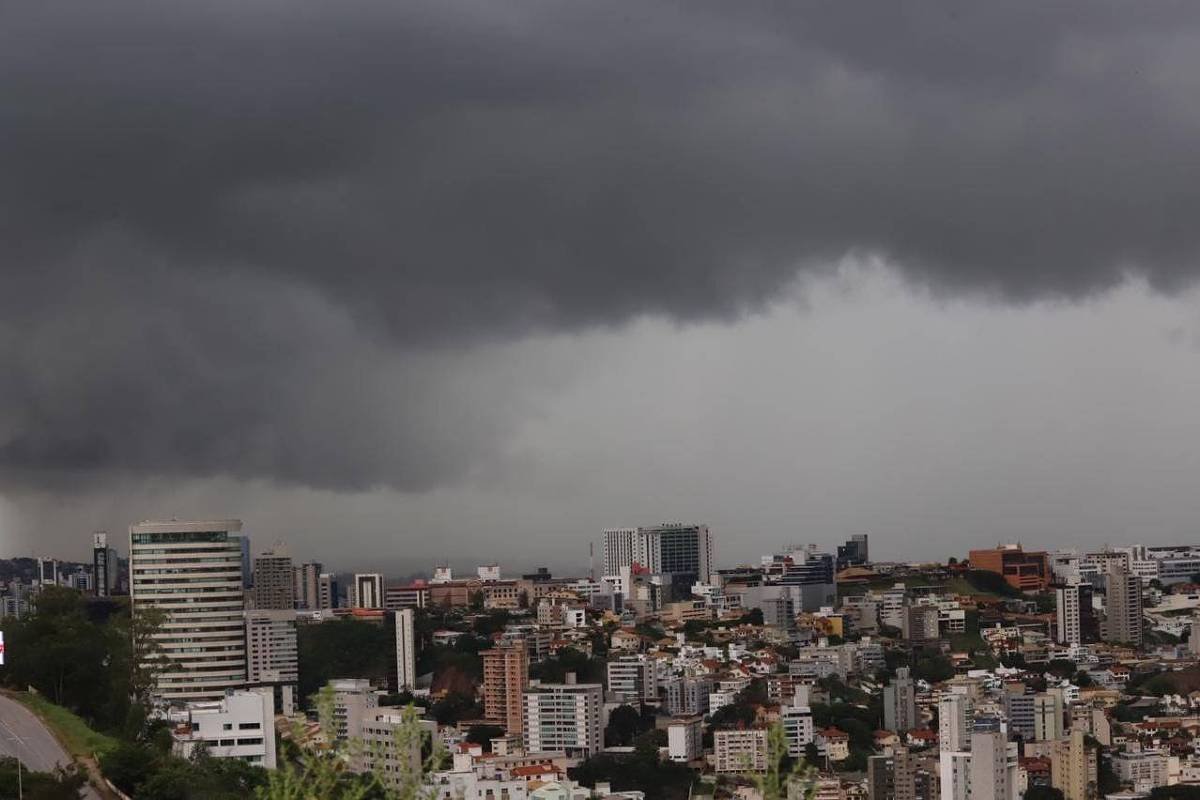 São Paulo entra em estado de atenção para alagamentos - 24/01/2025 - Cotidiano