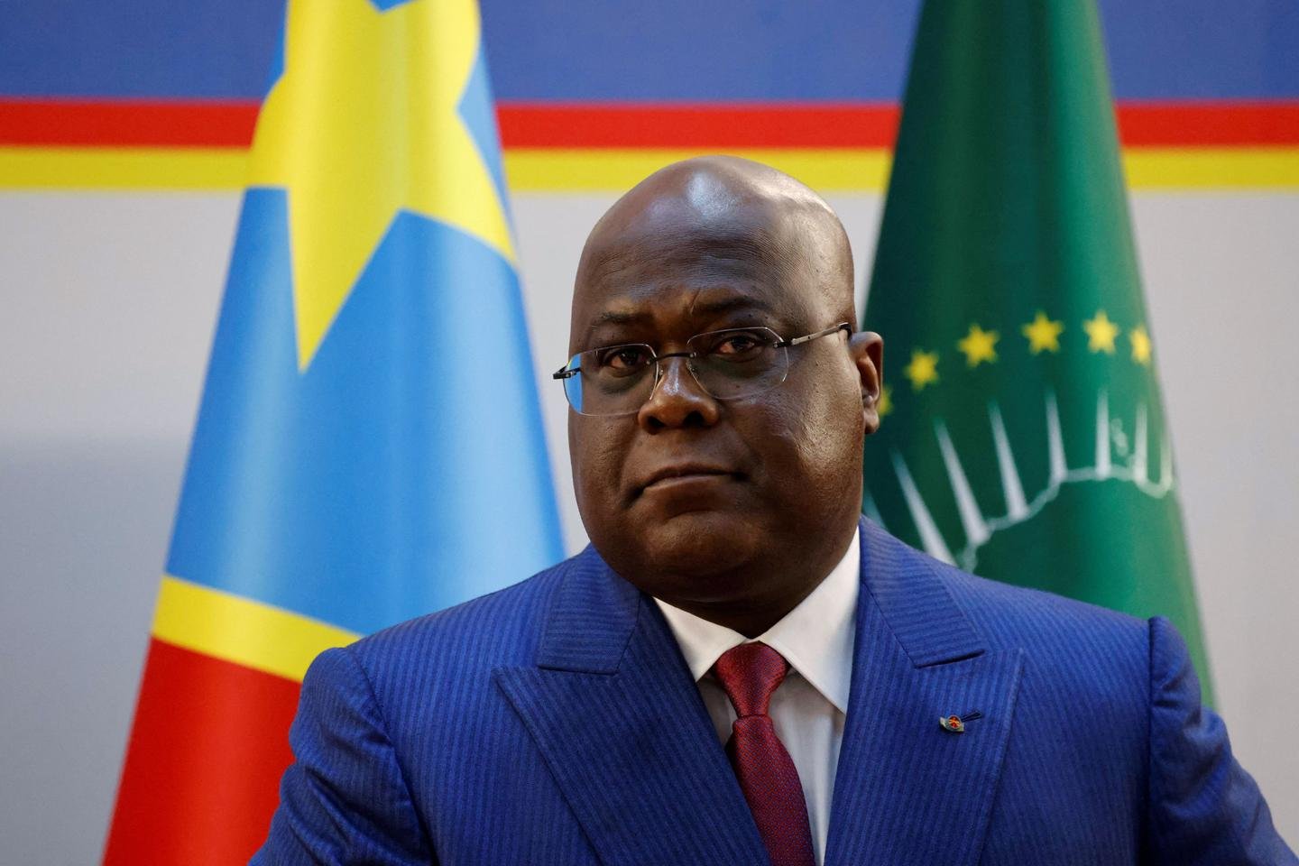 O presidente Tshisekedi diz que uma "resposta vigorosa" ocorre no país oriental
