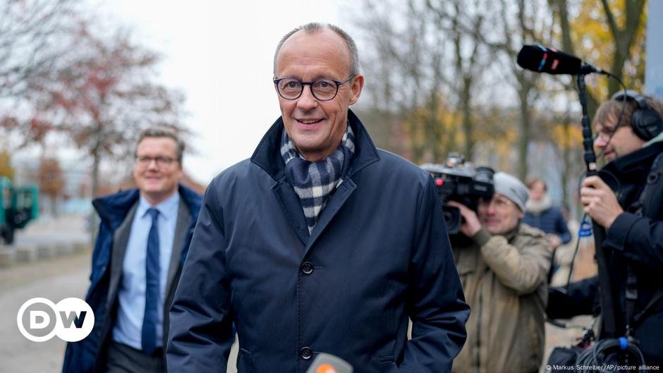 Líder da CDU Friedrich Merz quer a Chancelaria - DW - 02/03/2025