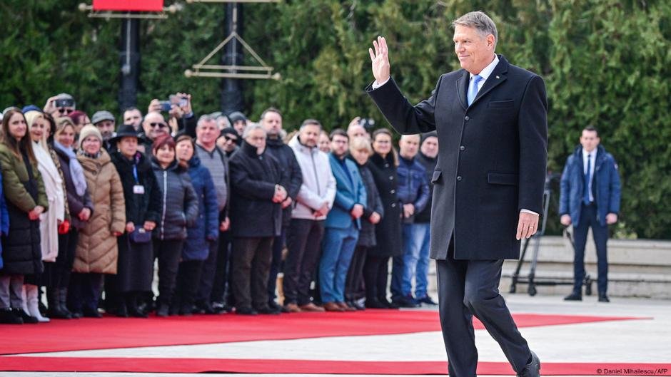 Romênia no final da presidência de dois mandatos de Klaus Iohannis-DW-12/02/2025