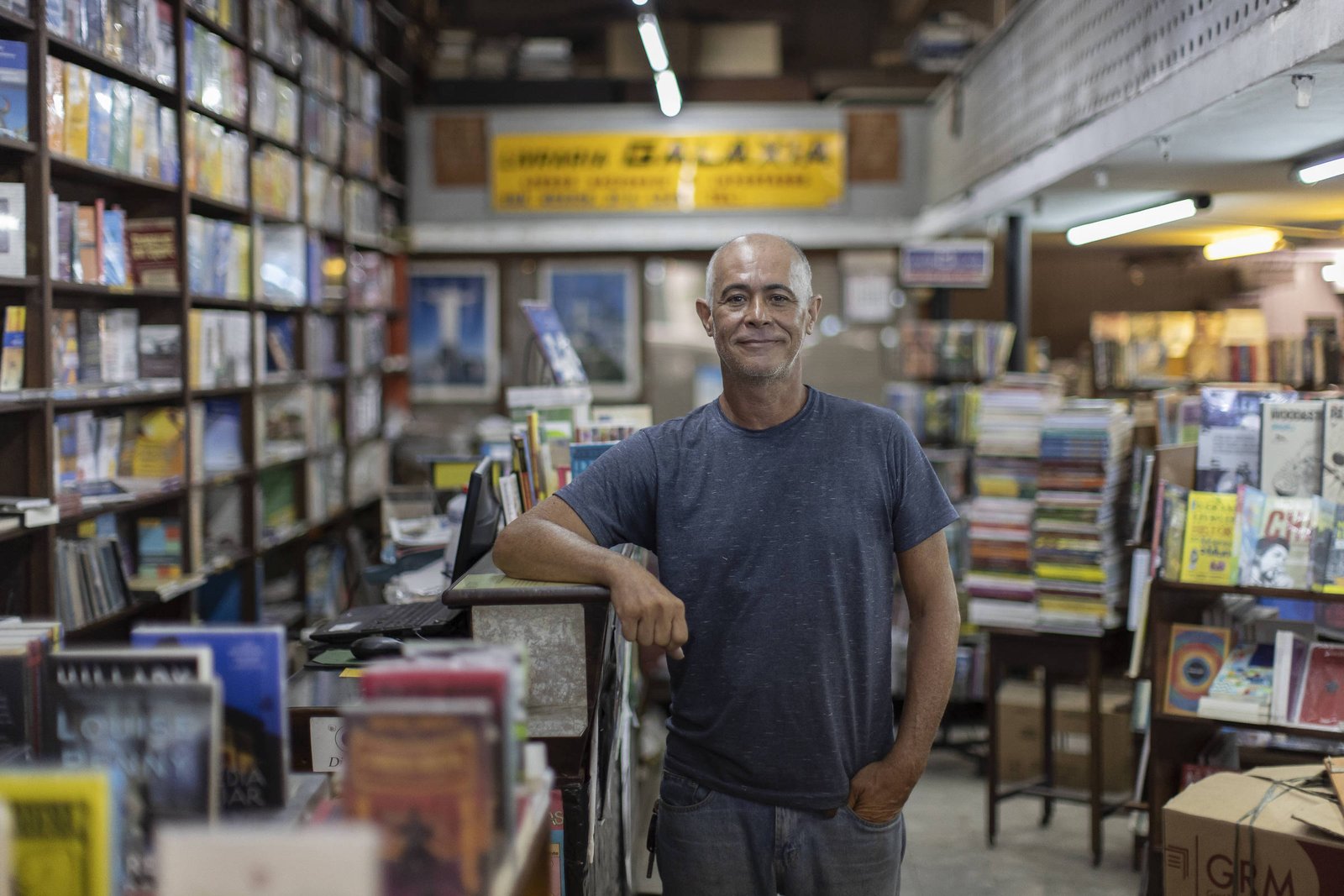 Livraria dos Zahar que foi alvo na ditadura resiste no RJ - 07/03/2025 - Ilustrada