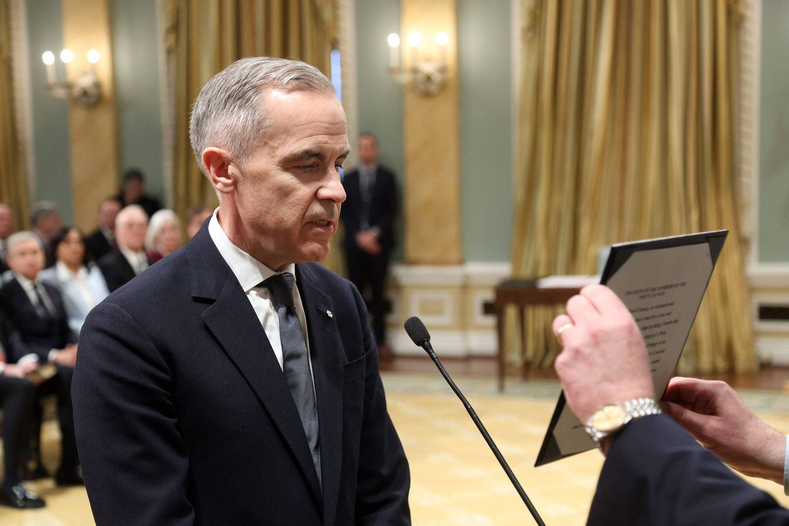 Mark Carney é empossado como primeiro-ministro do Canadá - 14/03/2025 - Mundo