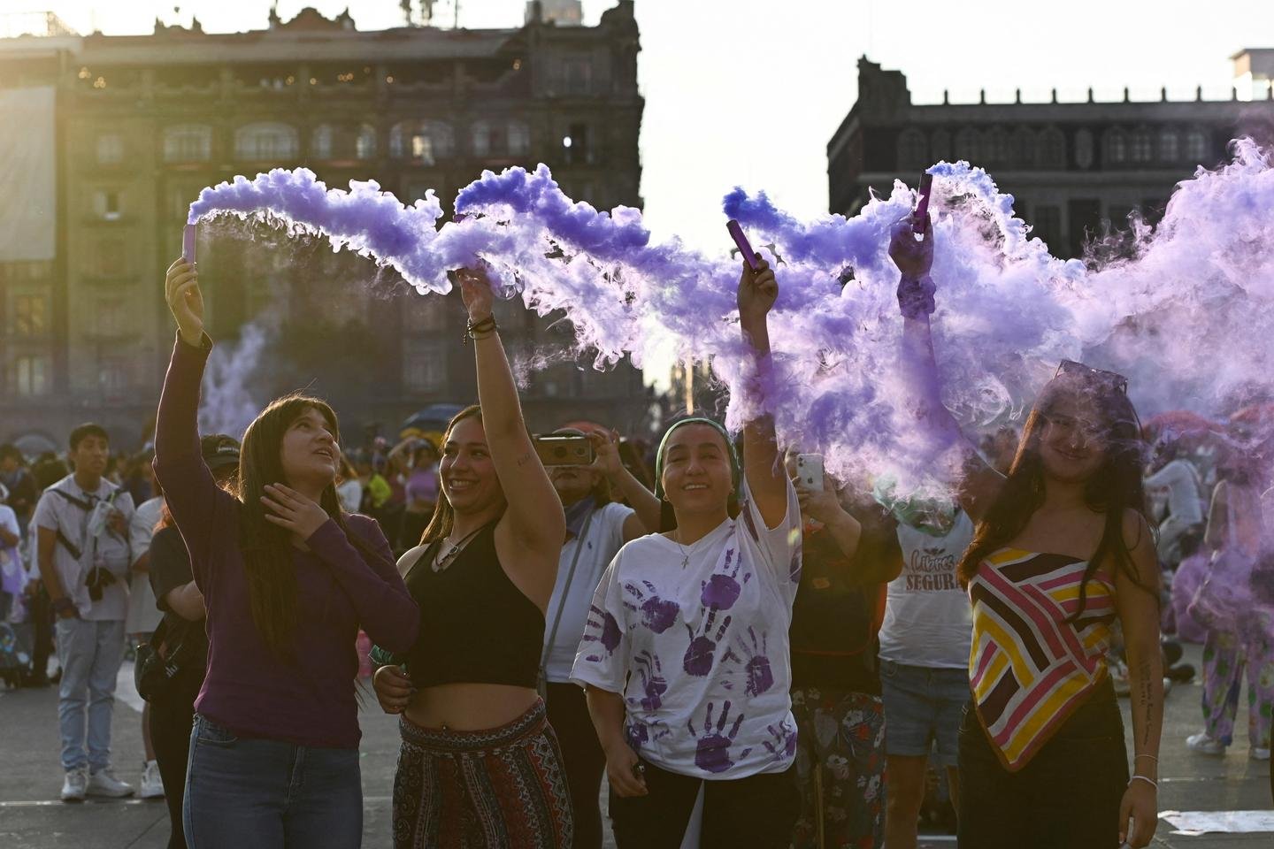 Na Cidade do México, a denúncia de feminicidas no coração de 8 de março