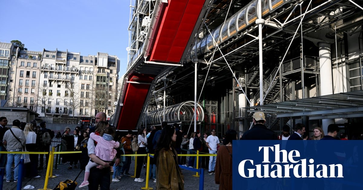 Os visitantes se reúnem no Pompidou Center de Paris antes de fechar para reformas | Paris