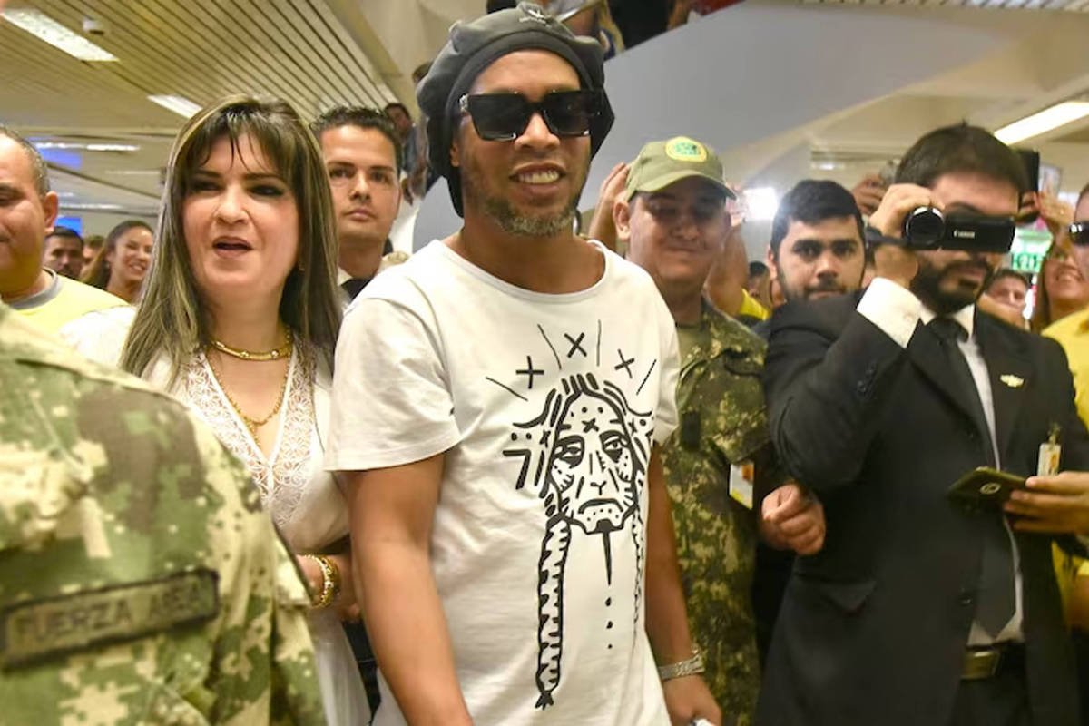 Pivô da prisão de Ronaldinho segue foragida após 5 anos - 08/03/2025 - Esporte